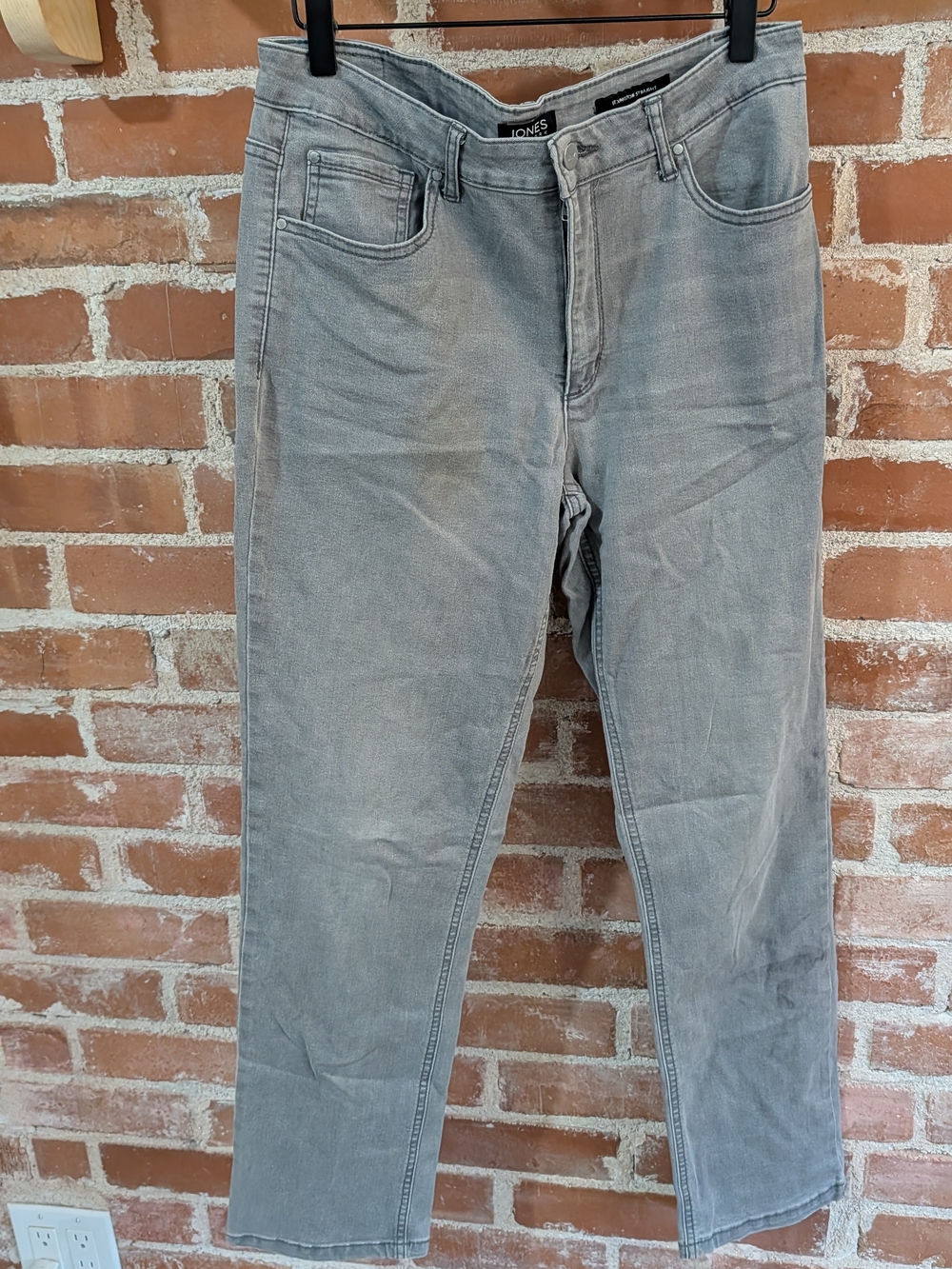 Jones New York Light Gray Slim Straight Jeans